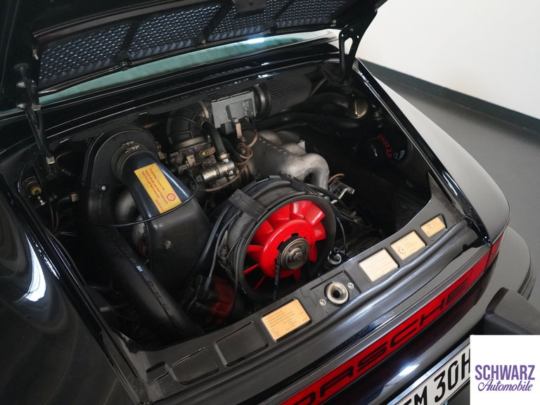 Porsche 911 Carrera 3.2 (US)