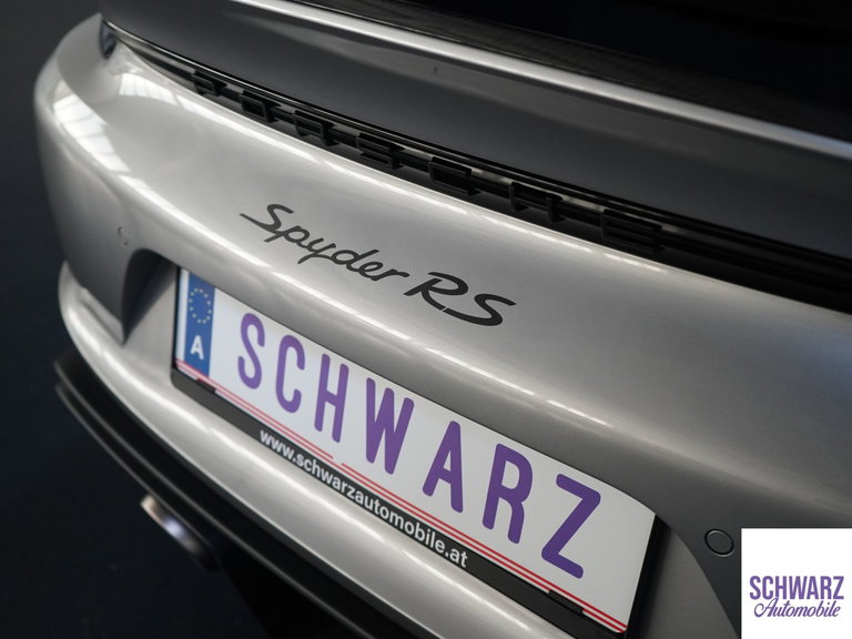 Porsche 718 Spyder RS