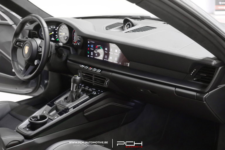 Porsche 992 GT3 Touring