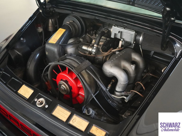 Porsche 911 Carrera 3.2 (US)