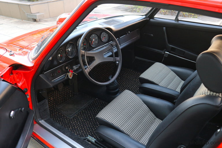 Porsche 911 S (F-Modell)