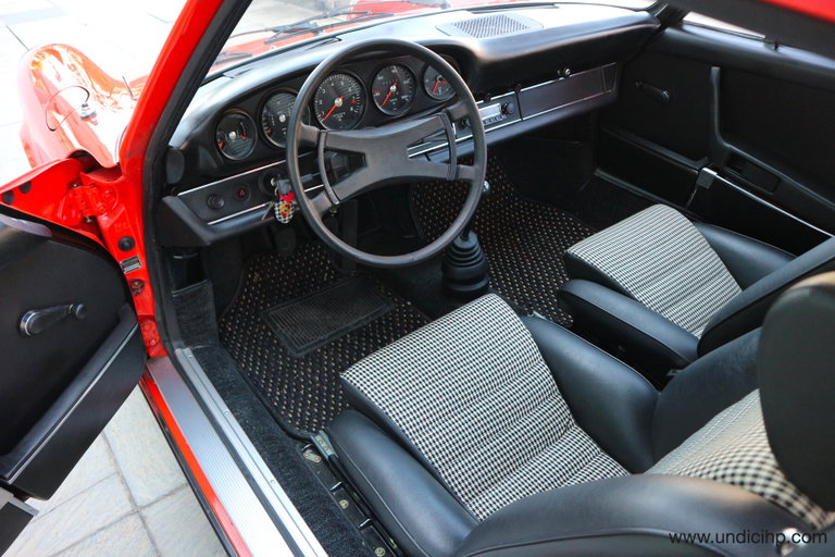 Porsche 911 S (F-Modell)