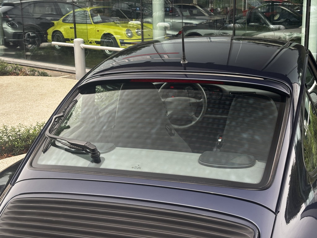 Porsche 993 Carrera 4S