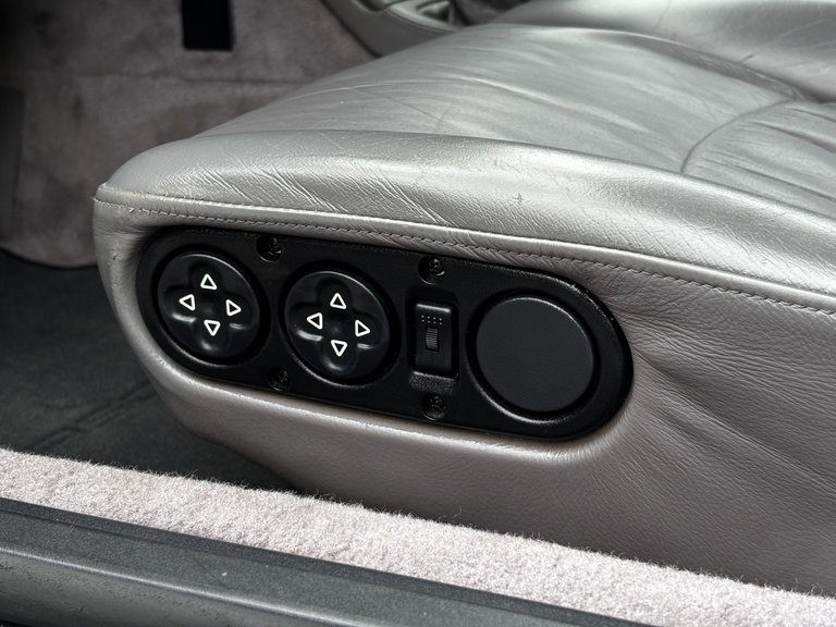 Porsche 993 Carrera 4S