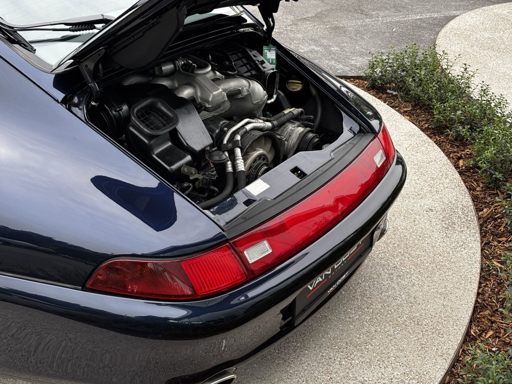 Porsche 993 Carrera 4S