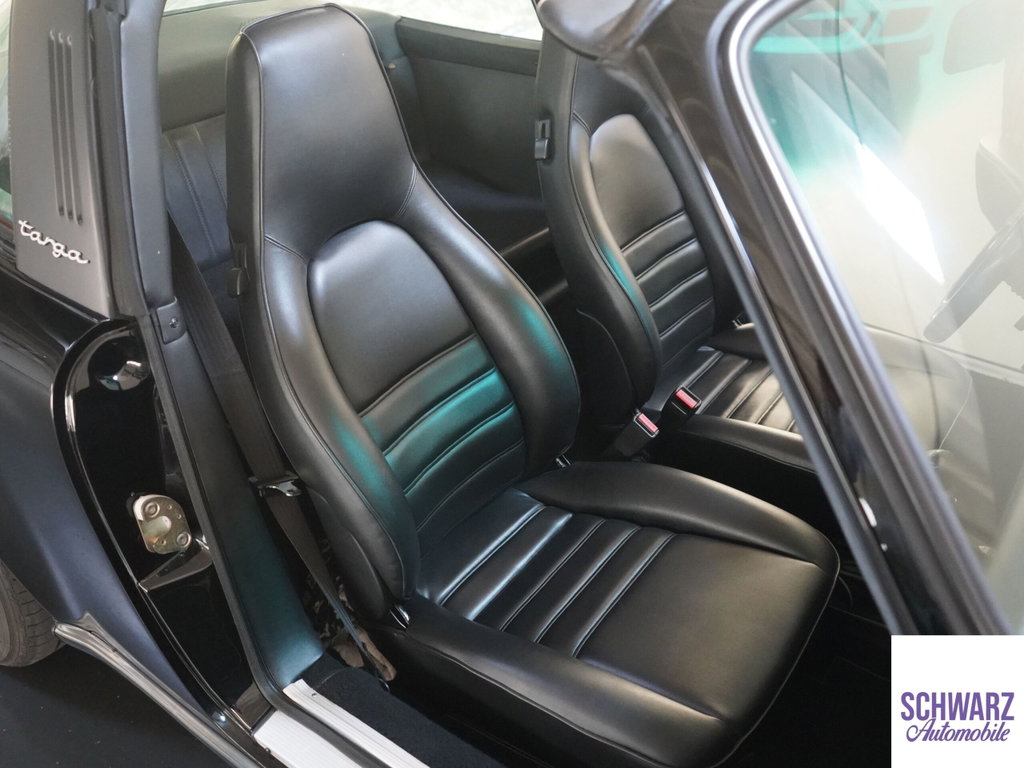Porsche 911 Carrera 3.2 (US)