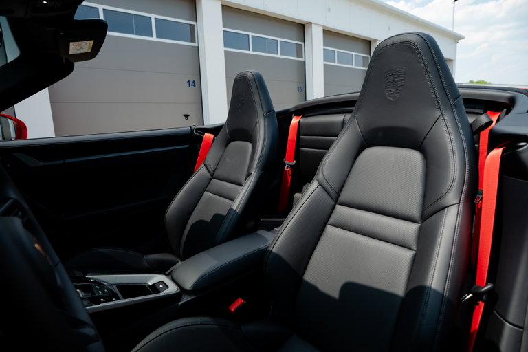Porsche 992.2 Carrera