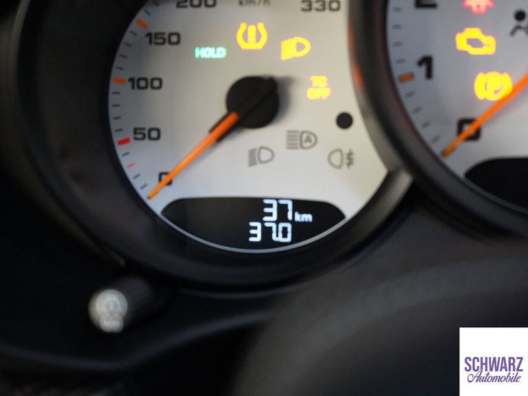 Porsche 718 Spyder RS