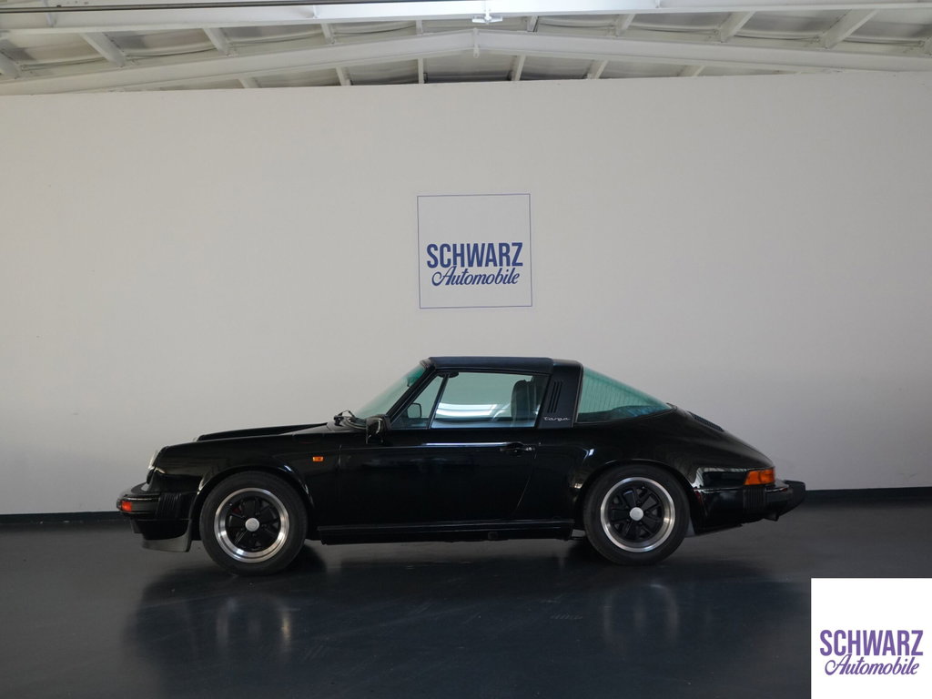 Porsche 911 Carrera 3.2 (US)