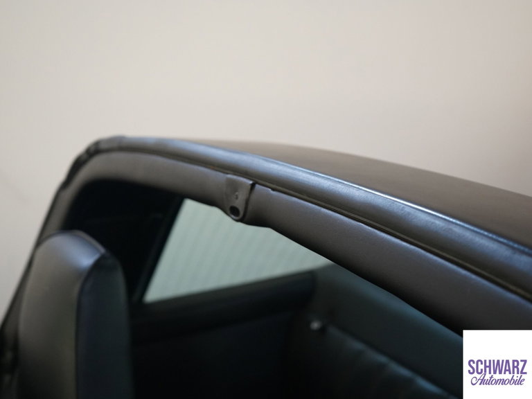 Porsche 911 Carrera 3.2 (US)