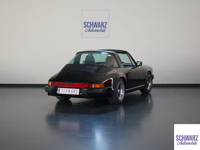 Porsche 911 Carrera 3.2 (US)
