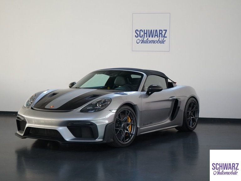 Porsche 718 Spyder RS