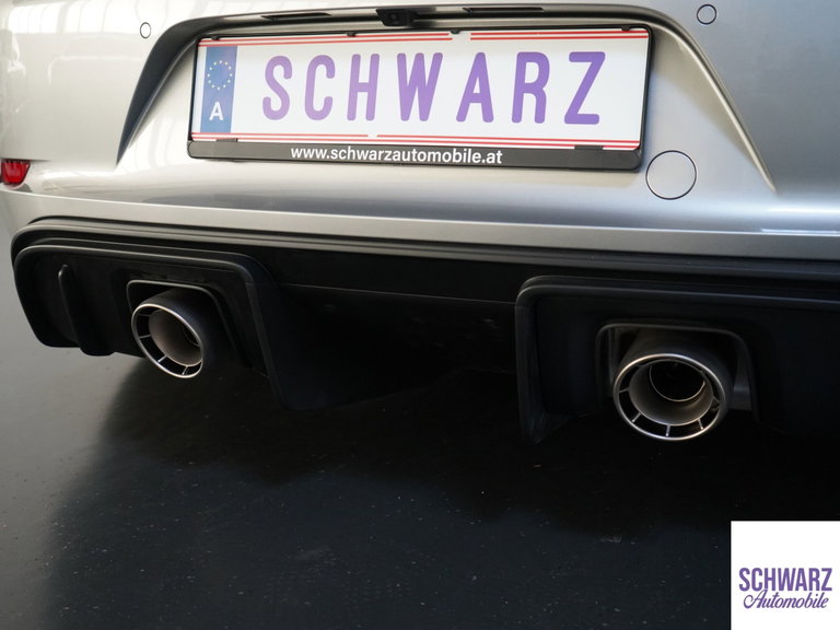 Porsche 718 Spyder RS