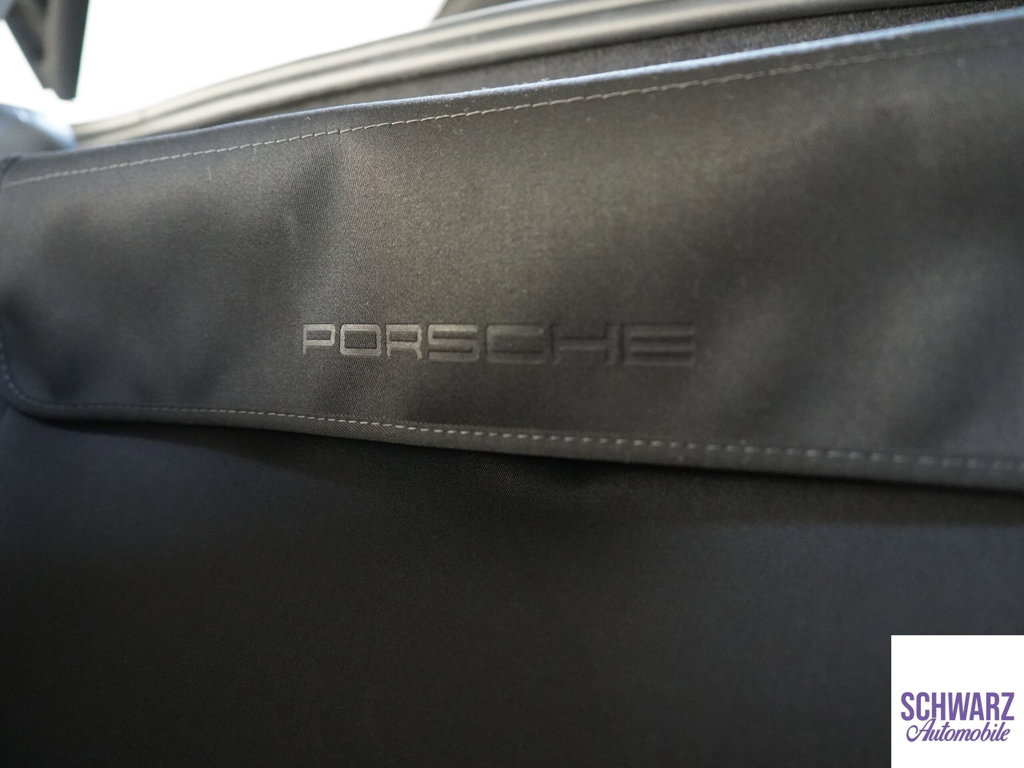 Porsche 718 Spyder RS