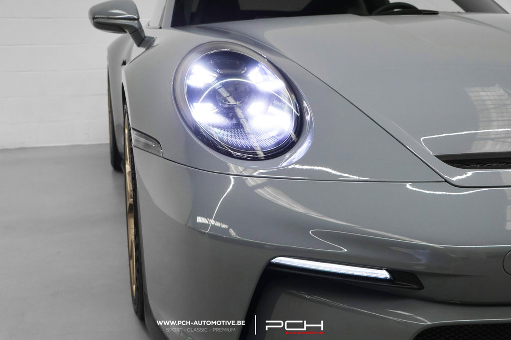 Porsche 992 GT3 Touring