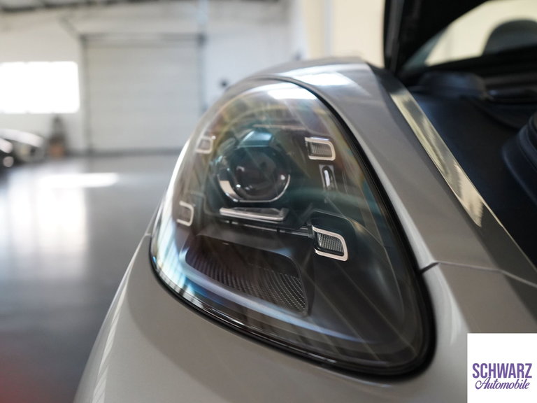 Porsche 718 Spyder RS