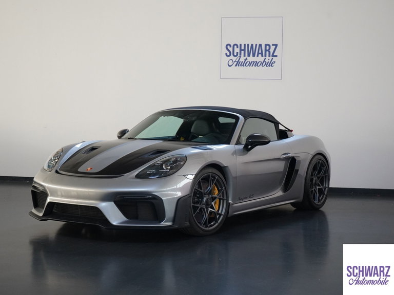 Porsche 718 Spyder RS