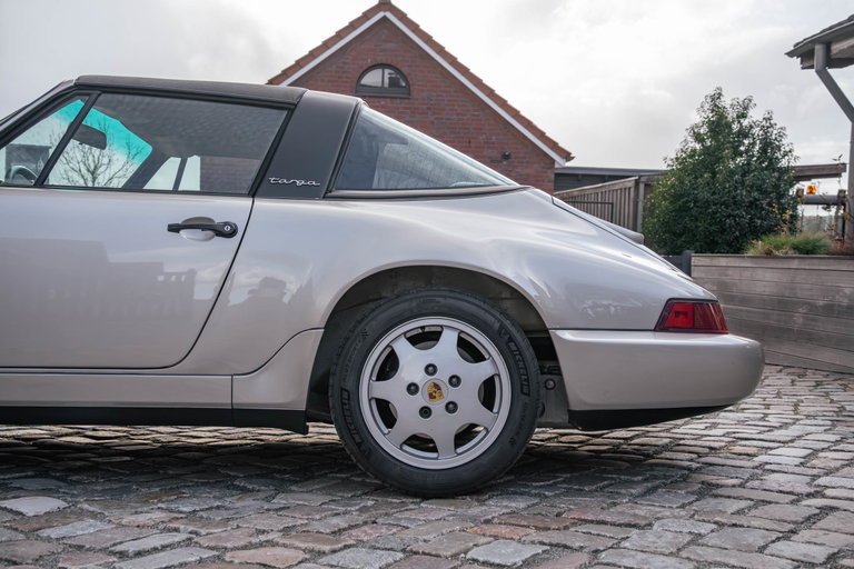 Porsche 964 Carrera 2