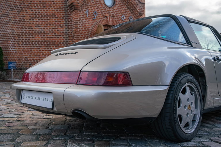 Porsche 964 Carrera 2