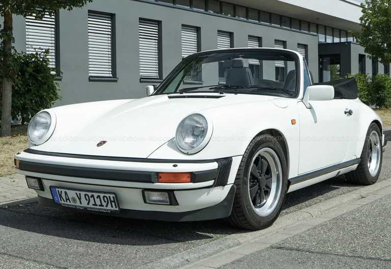 Porsche 911 Carrera 3.2