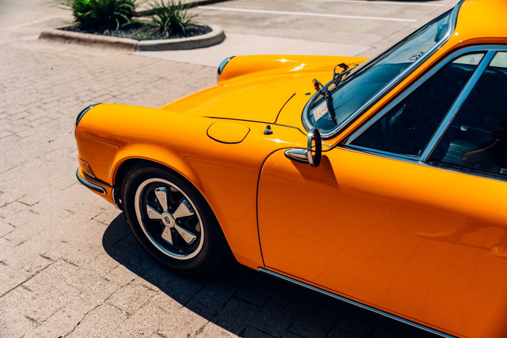 Porsche 911 T