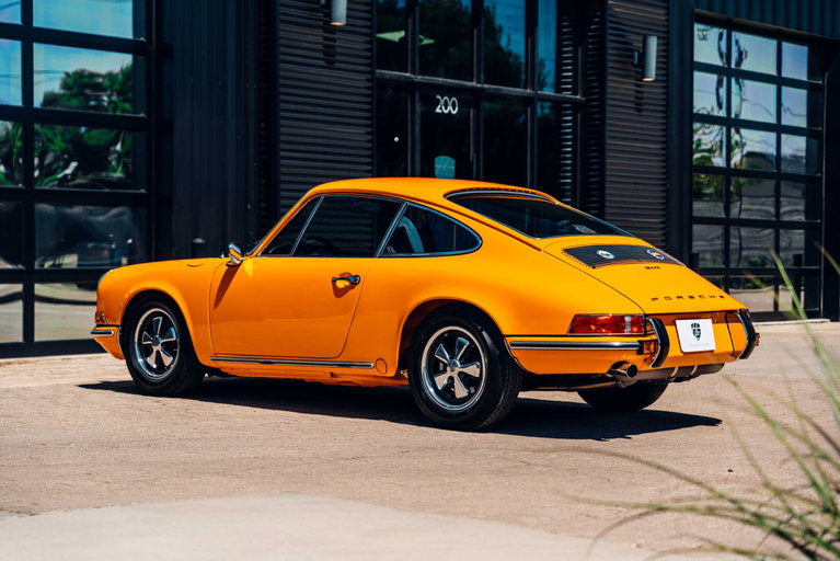 Porsche 911 T