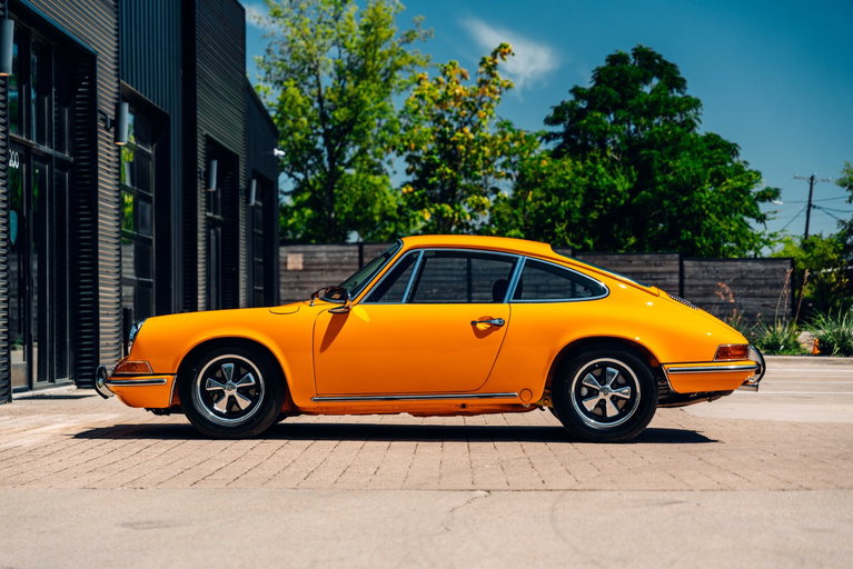 Porsche 911 T