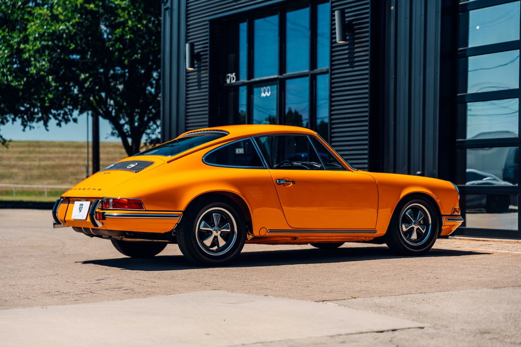 Porsche 911 T