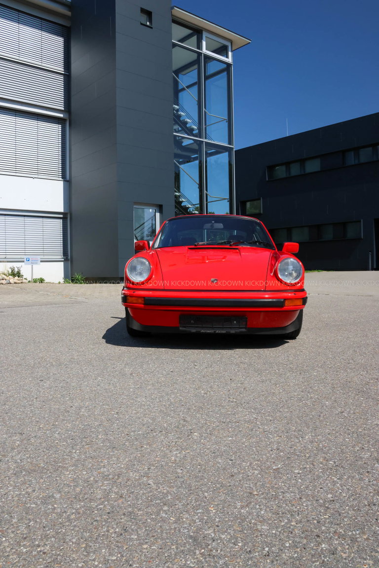 Porsche 911 Carrera 3.2