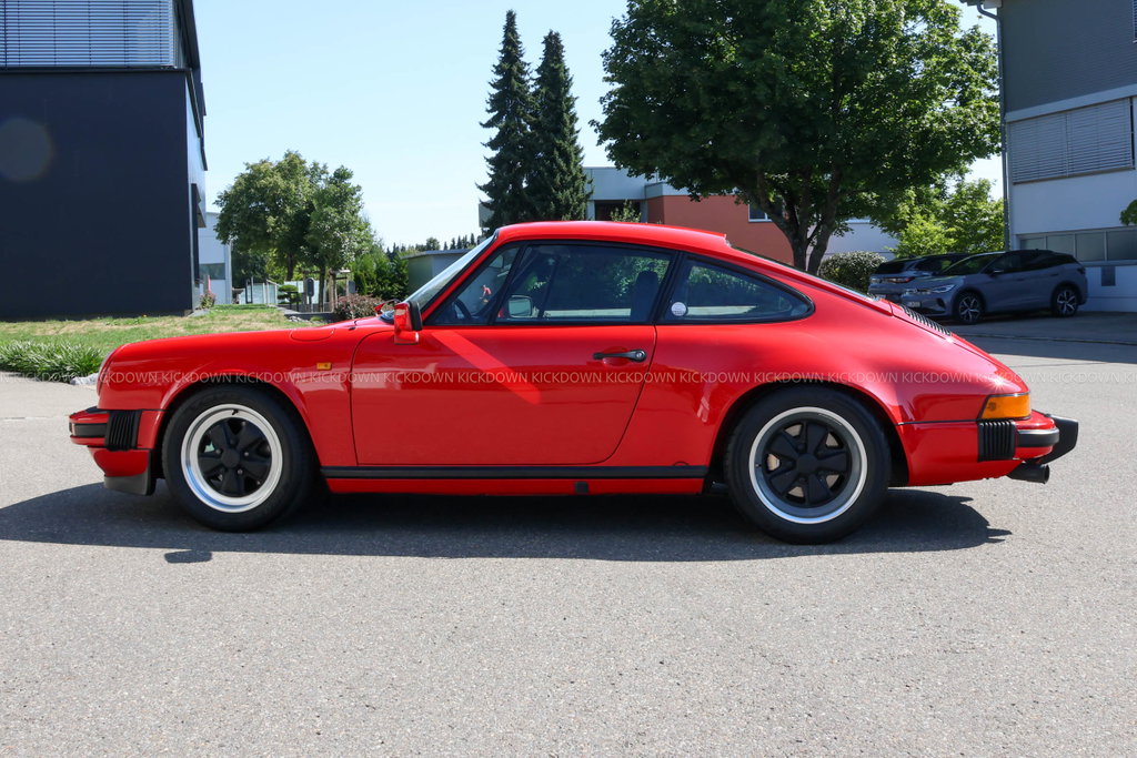 Porsche 911 Carrera 3.2