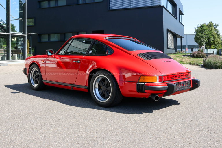 Porsche 911 Carrera 3.2