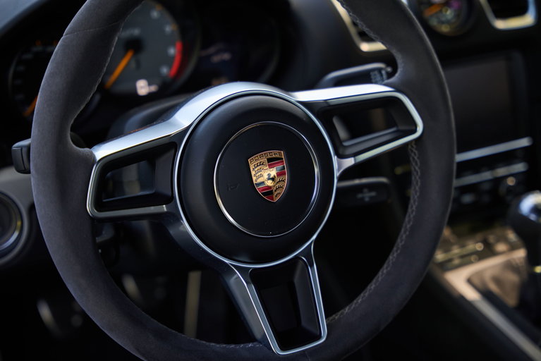 Porsche 981 Cayman GT4