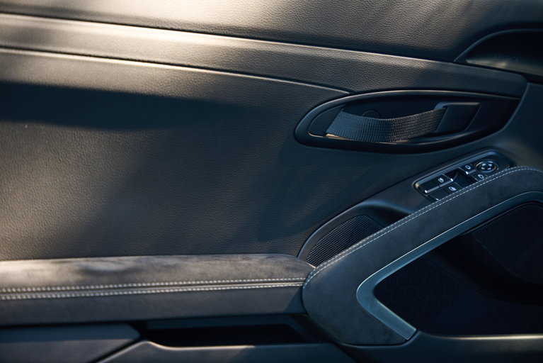 Porsche 981 Cayman GT4