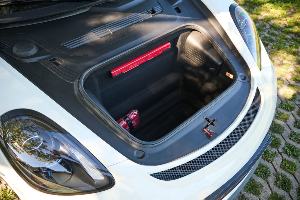 Porsche 981 Cayman GT4