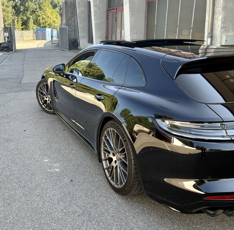 Porsche Panamera GTS