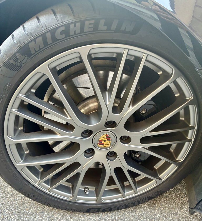 Porsche Panamera GTS