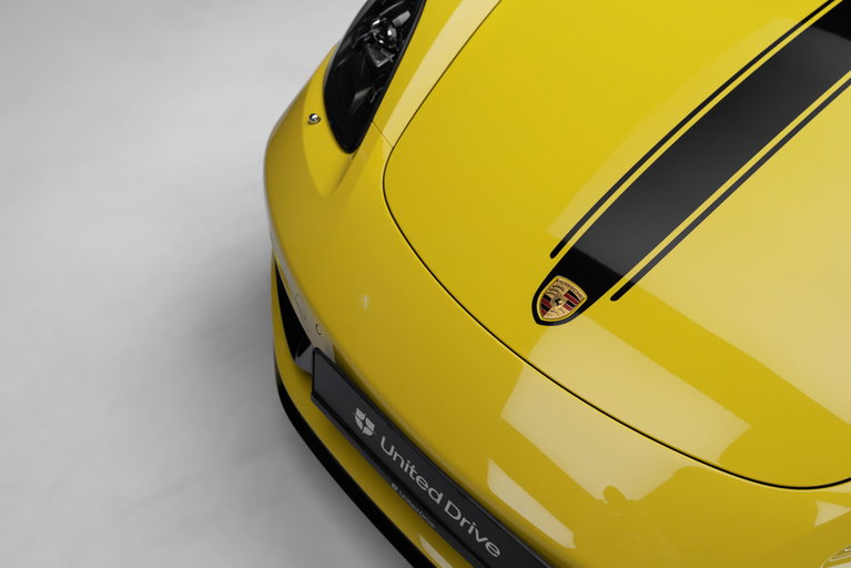 Porsche 718 Cayman