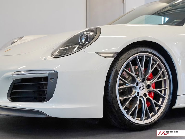 Porsche 991 Carrera 4S
