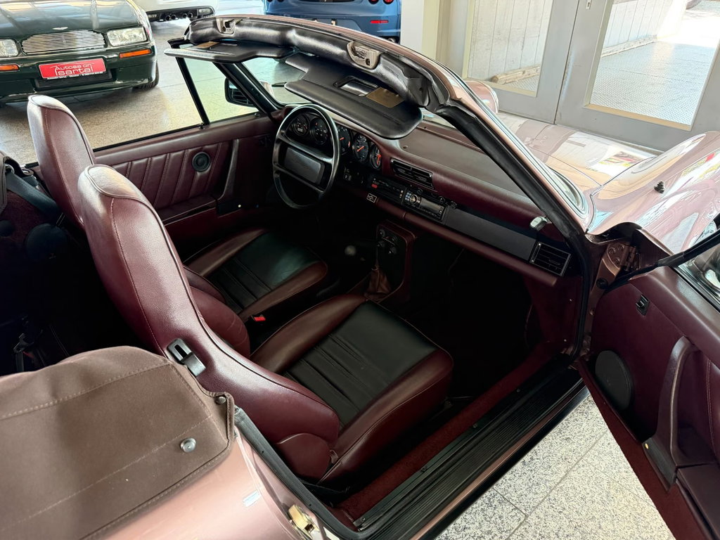 Porsche 911 Carrera 3.2 (US)