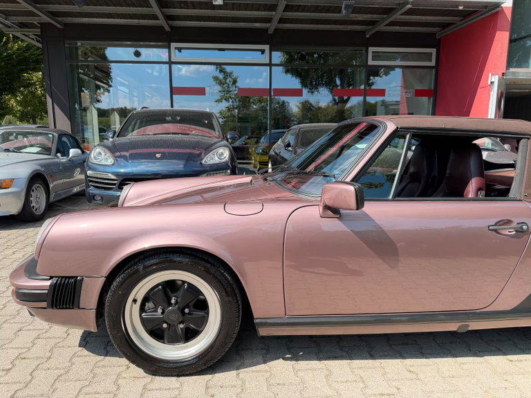 Porsche 911 Carrera 3.2 (US)
