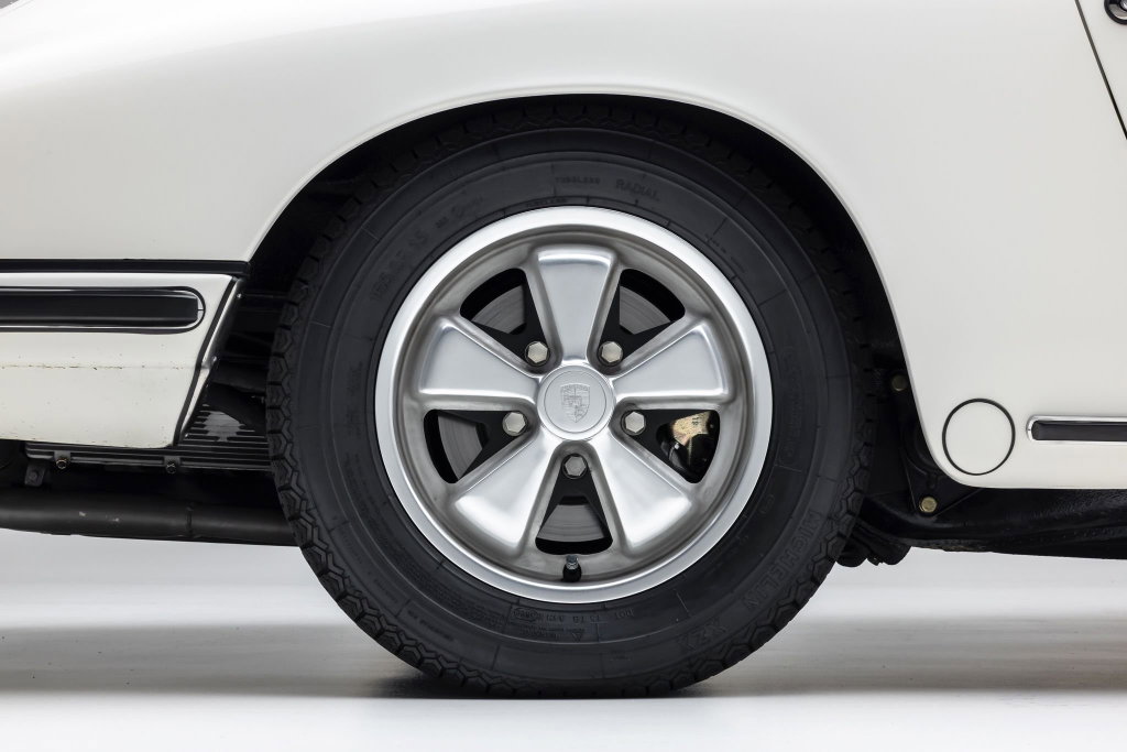 Porsche 911 S (F-Modell)