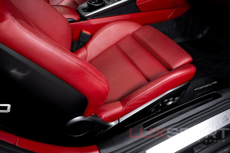 Porsche 992 Carrera S