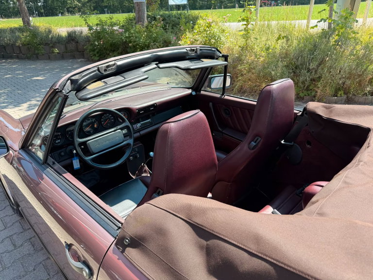 Porsche 911 Carrera 3.2 (US)