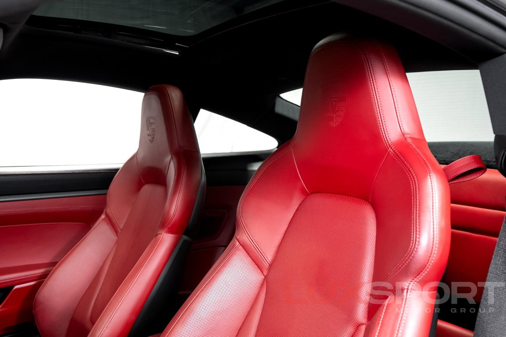 Porsche 992 Carrera S