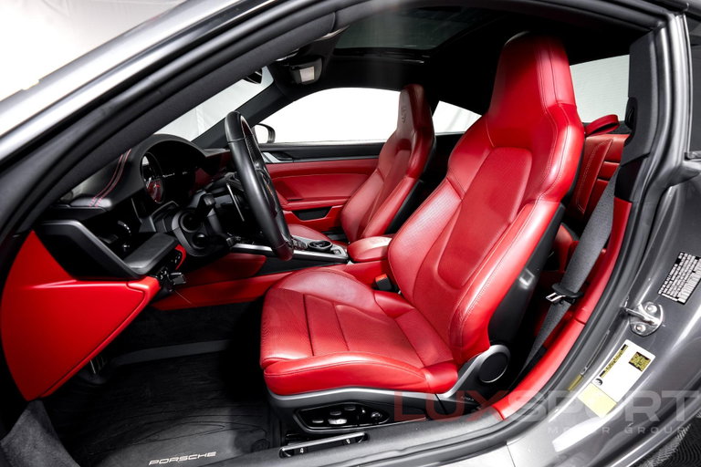 Porsche 992 Carrera S