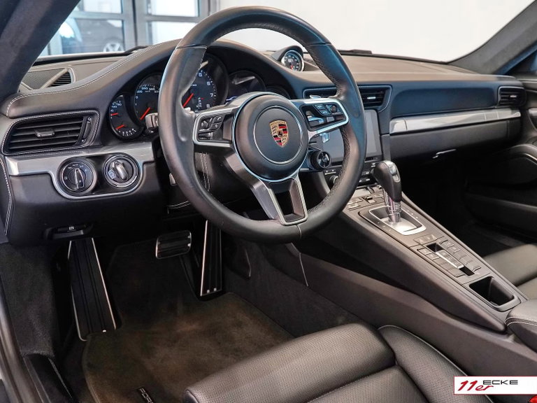 Porsche 991 Carrera 4S