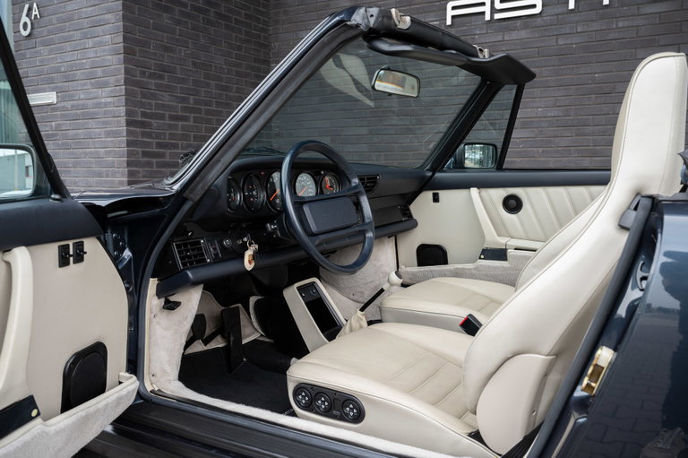 Porsche 911 Carrera 3.2