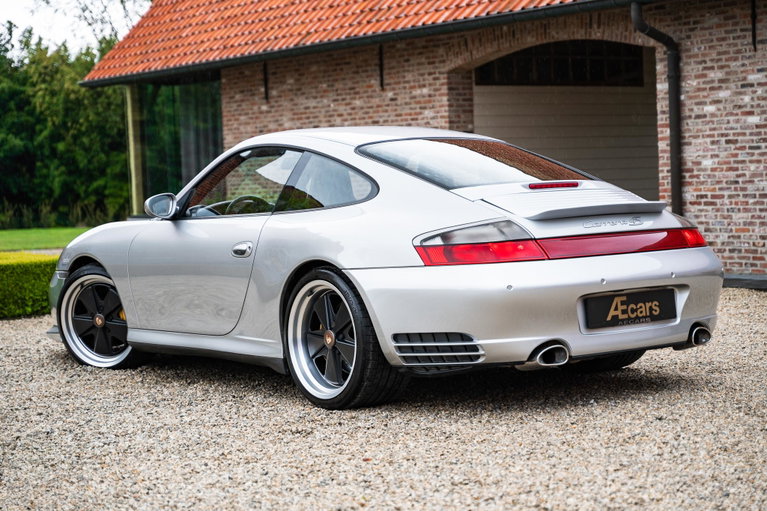 Porsche 996.2 Carrera 4S