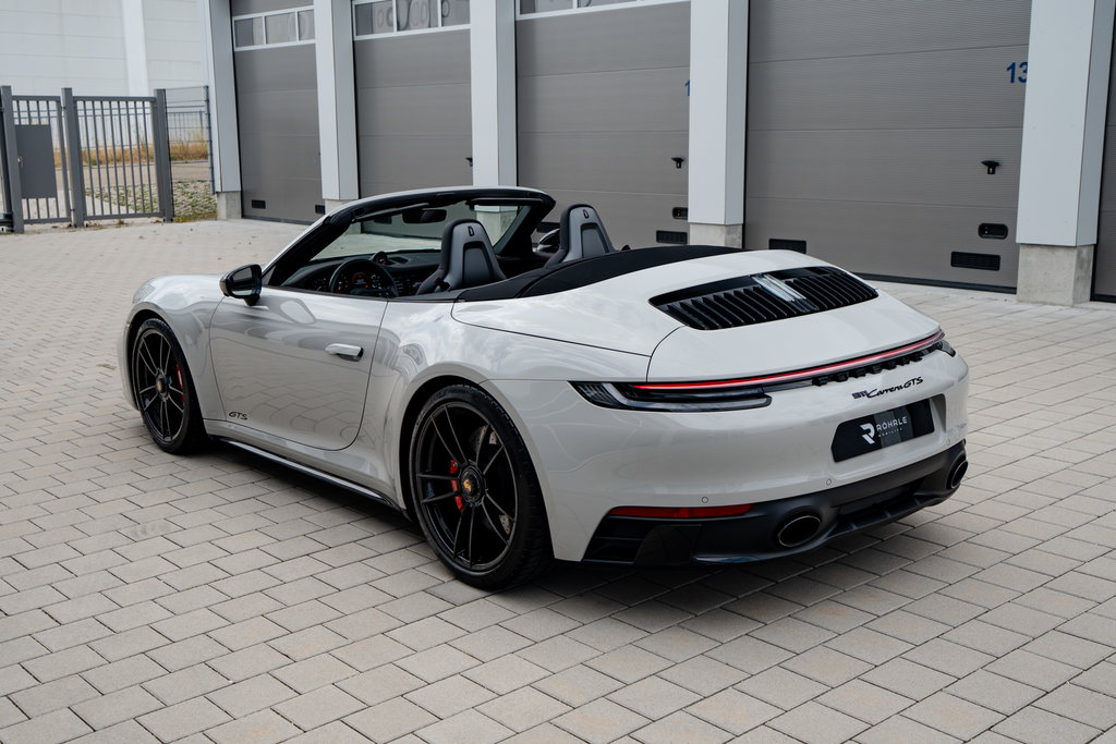 Porsche 992 Carrera GTS