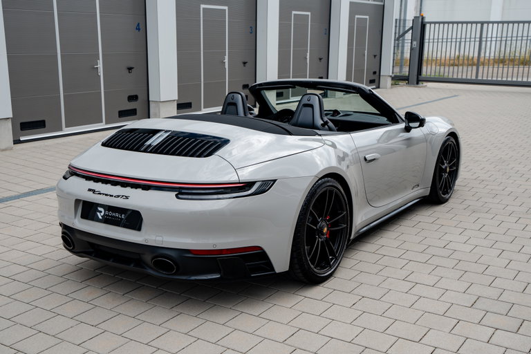 Porsche 992 Carrera GTS